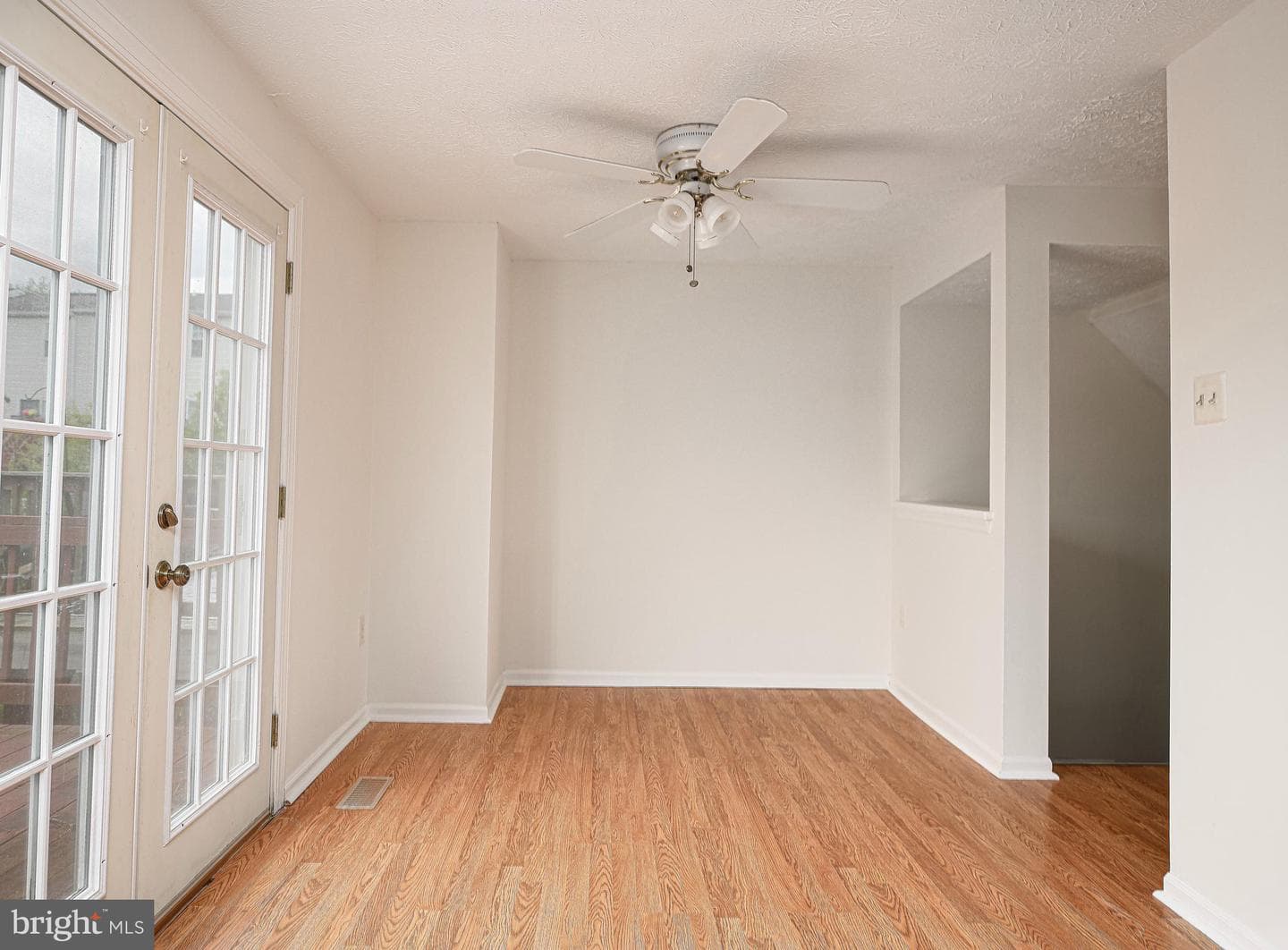 1219 Valley Leaf Court photo 6