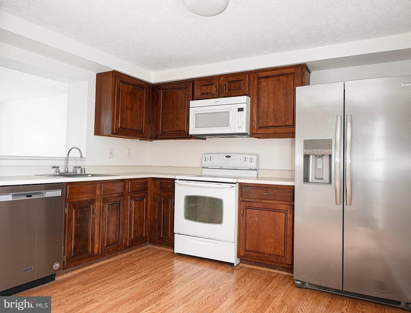 1219 Valley Leaf Court photo 8