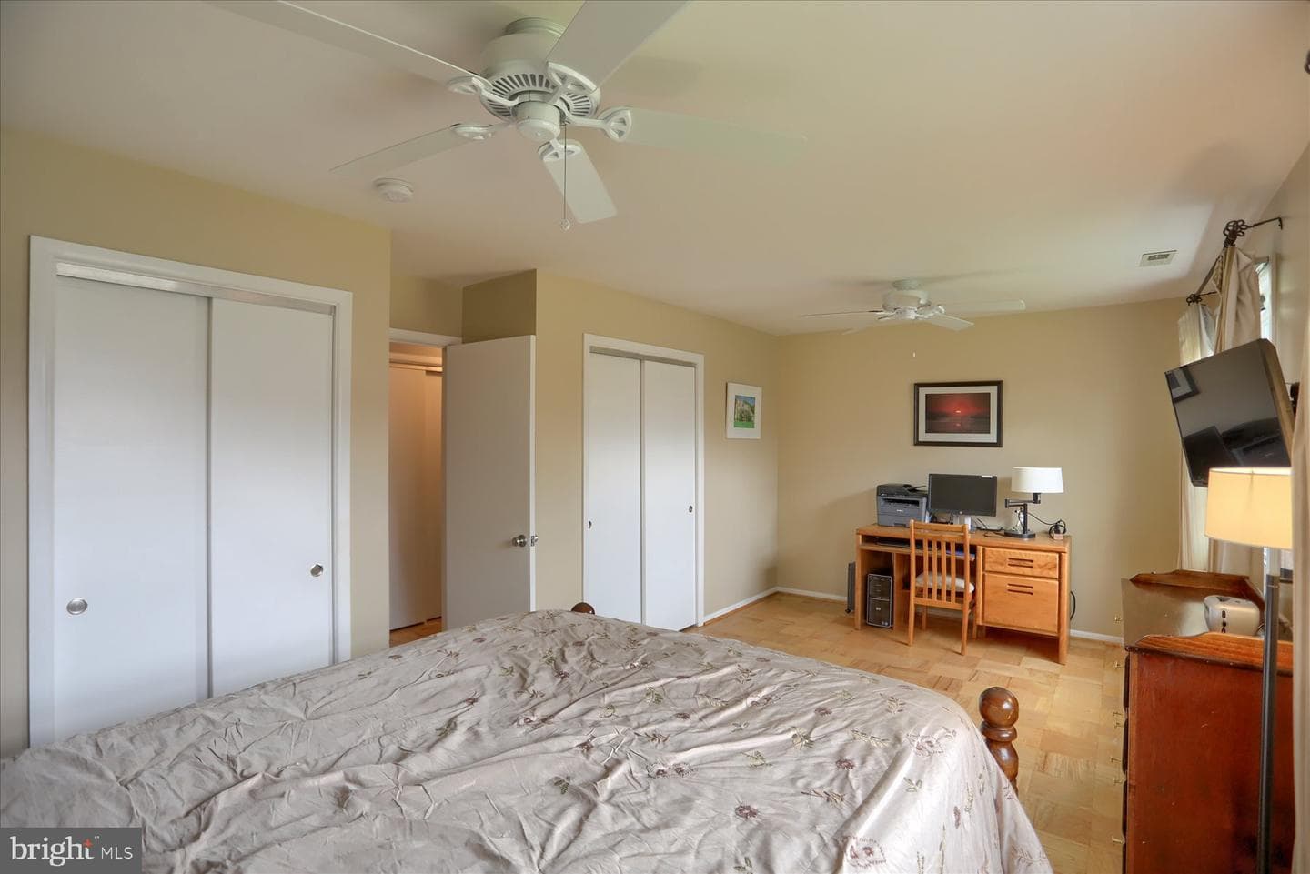 24 Neptune Drive photo 34