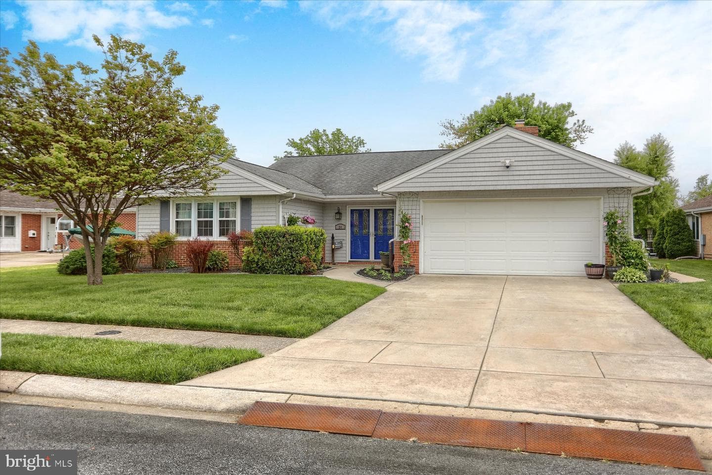 24 Neptune Drive photo 8