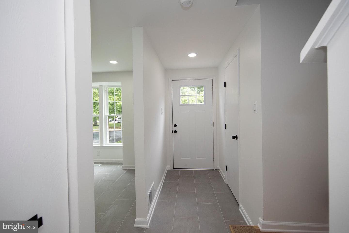 342 Logan Court photo 4