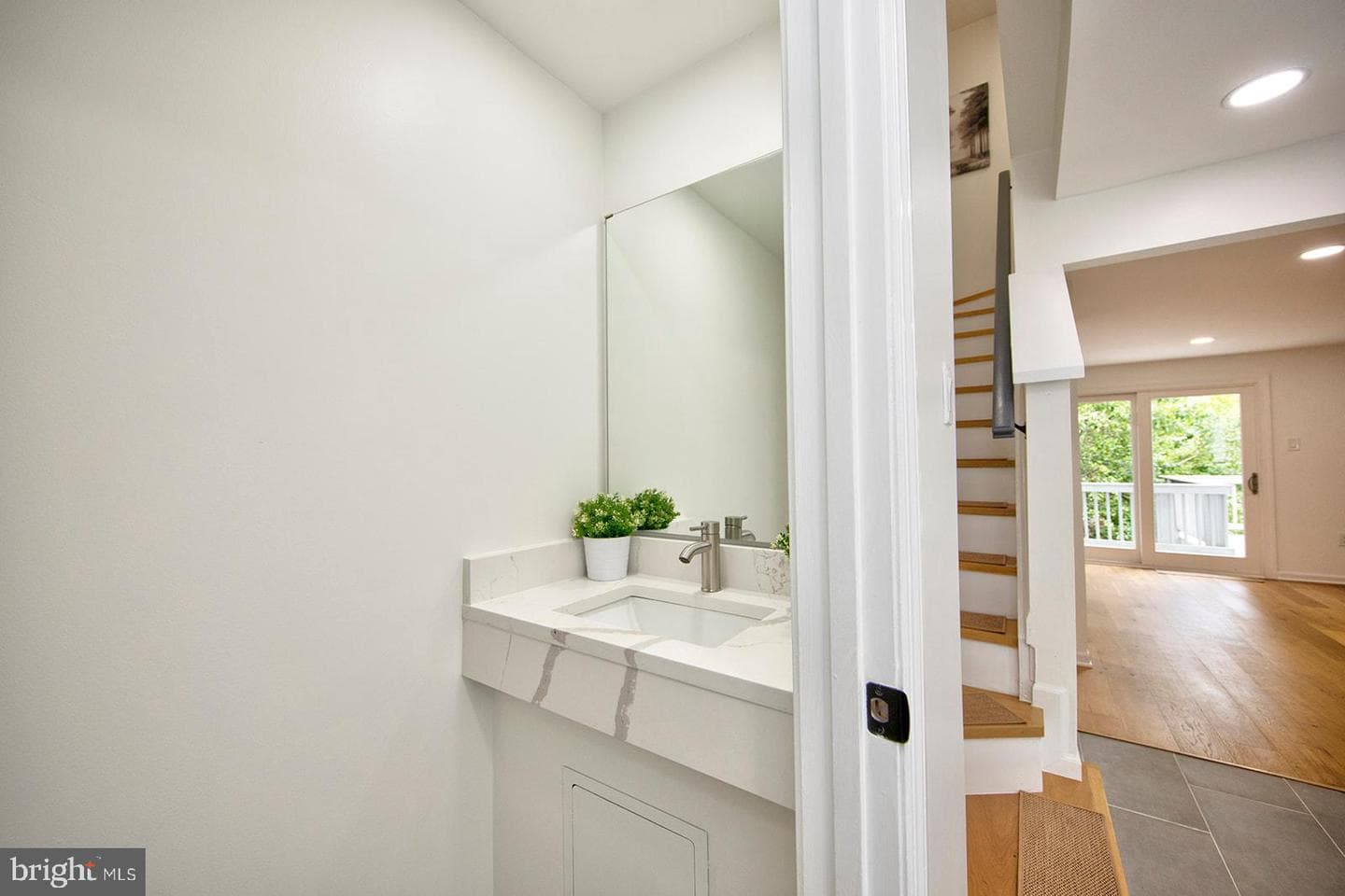 342 Logan Court photo 8