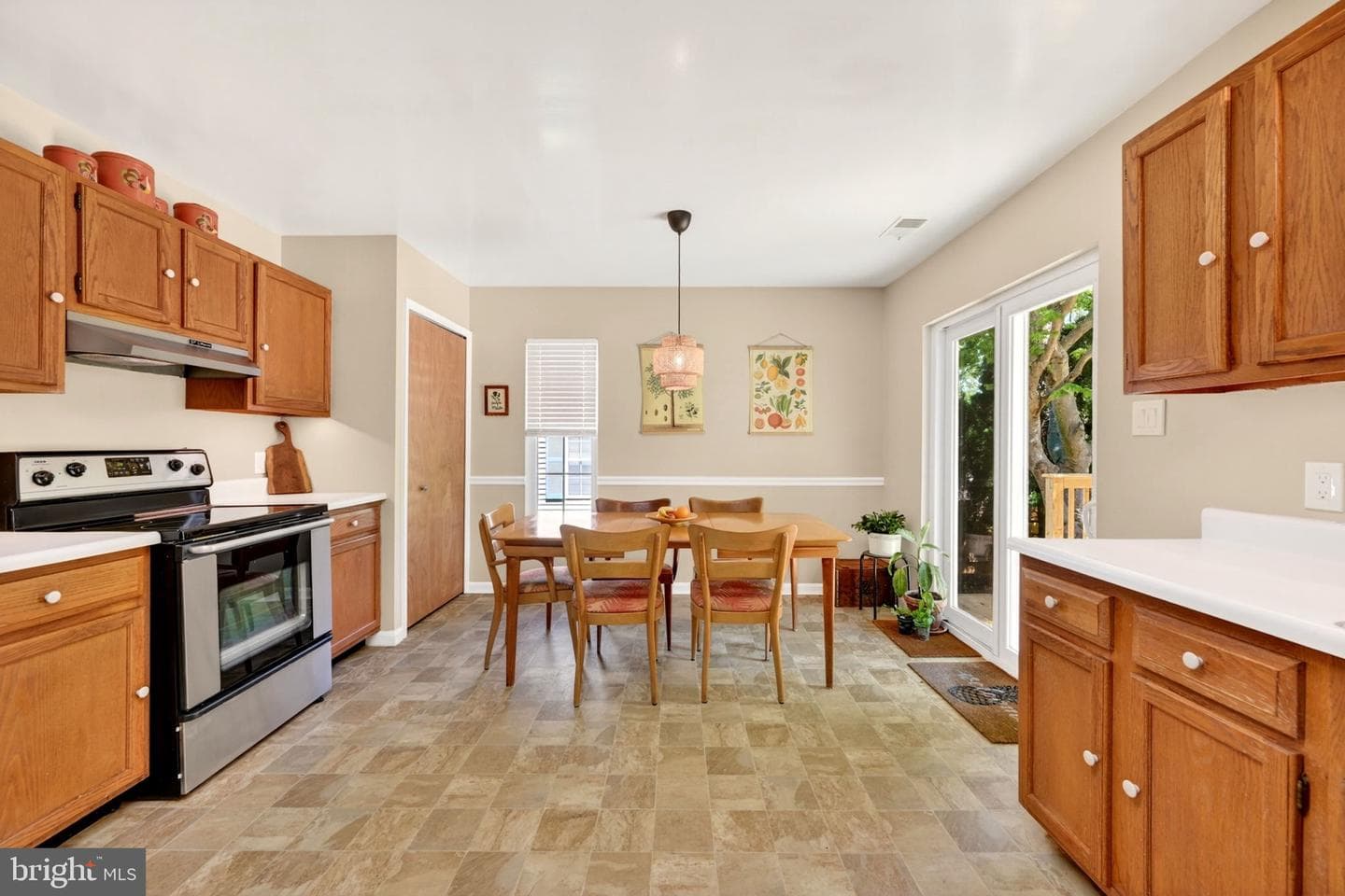307 Aiken Terrace photo 13