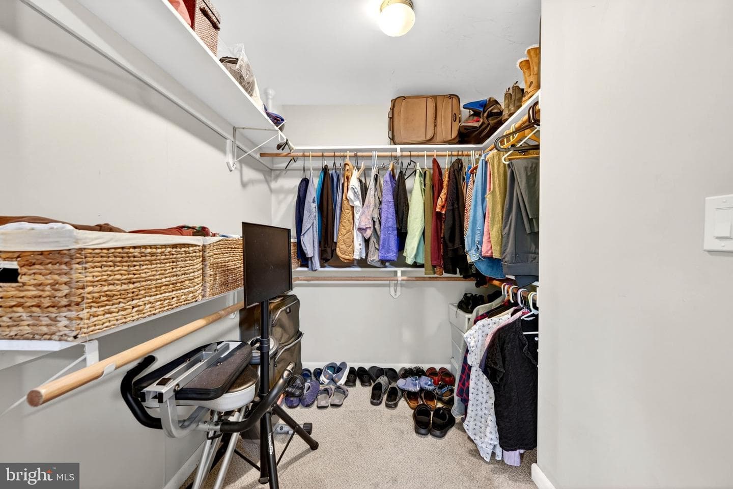 307 Aiken Terrace photo 22