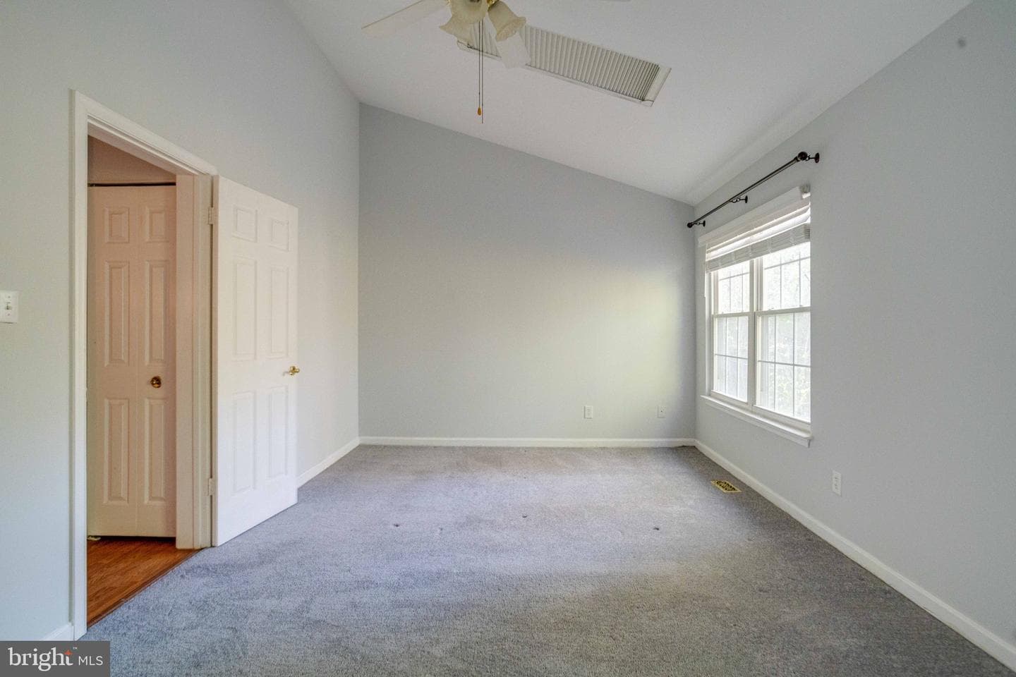 1143 Robin Hill Court photo 38