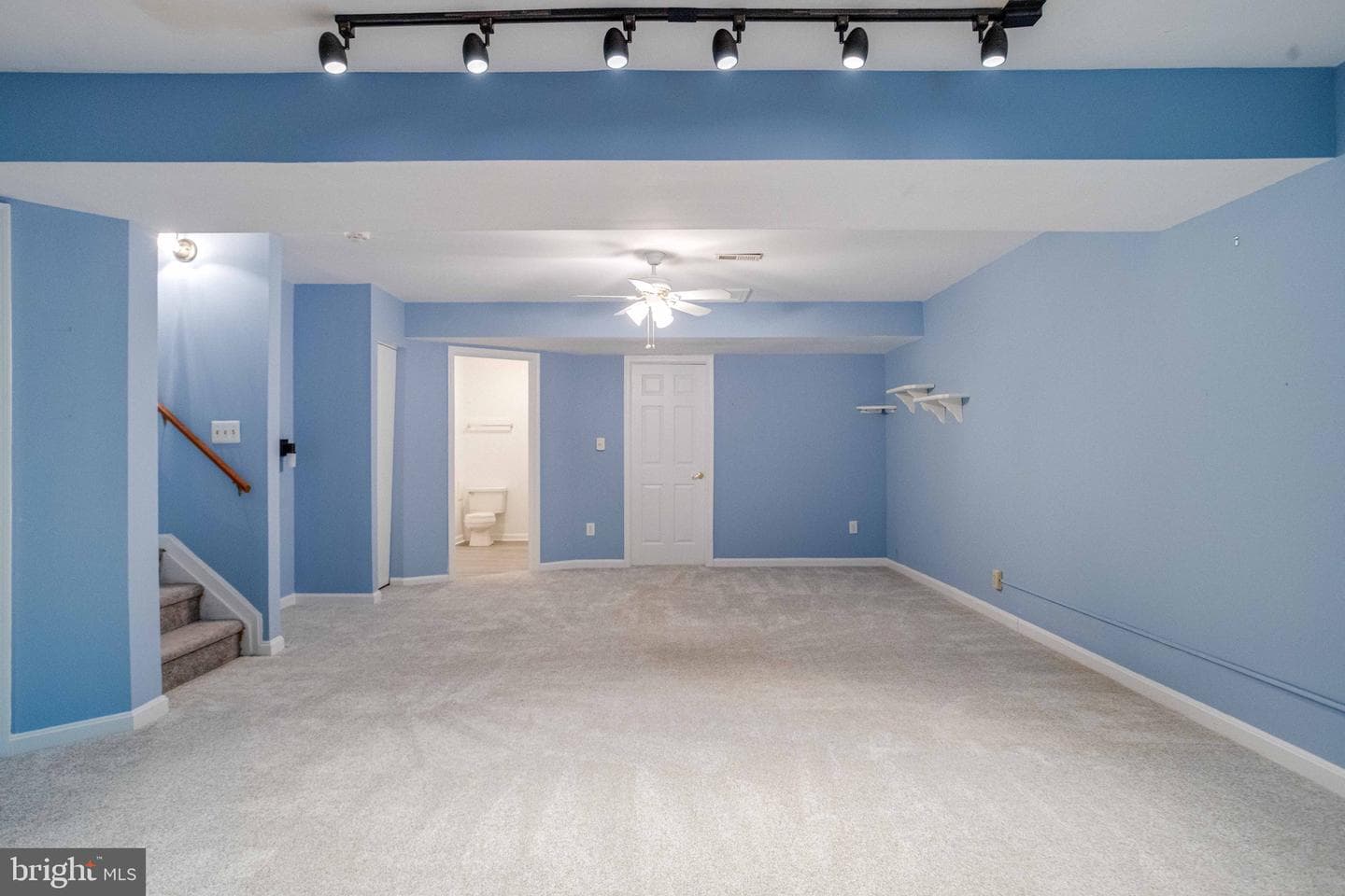 1143 Robin Hill Court photo 46