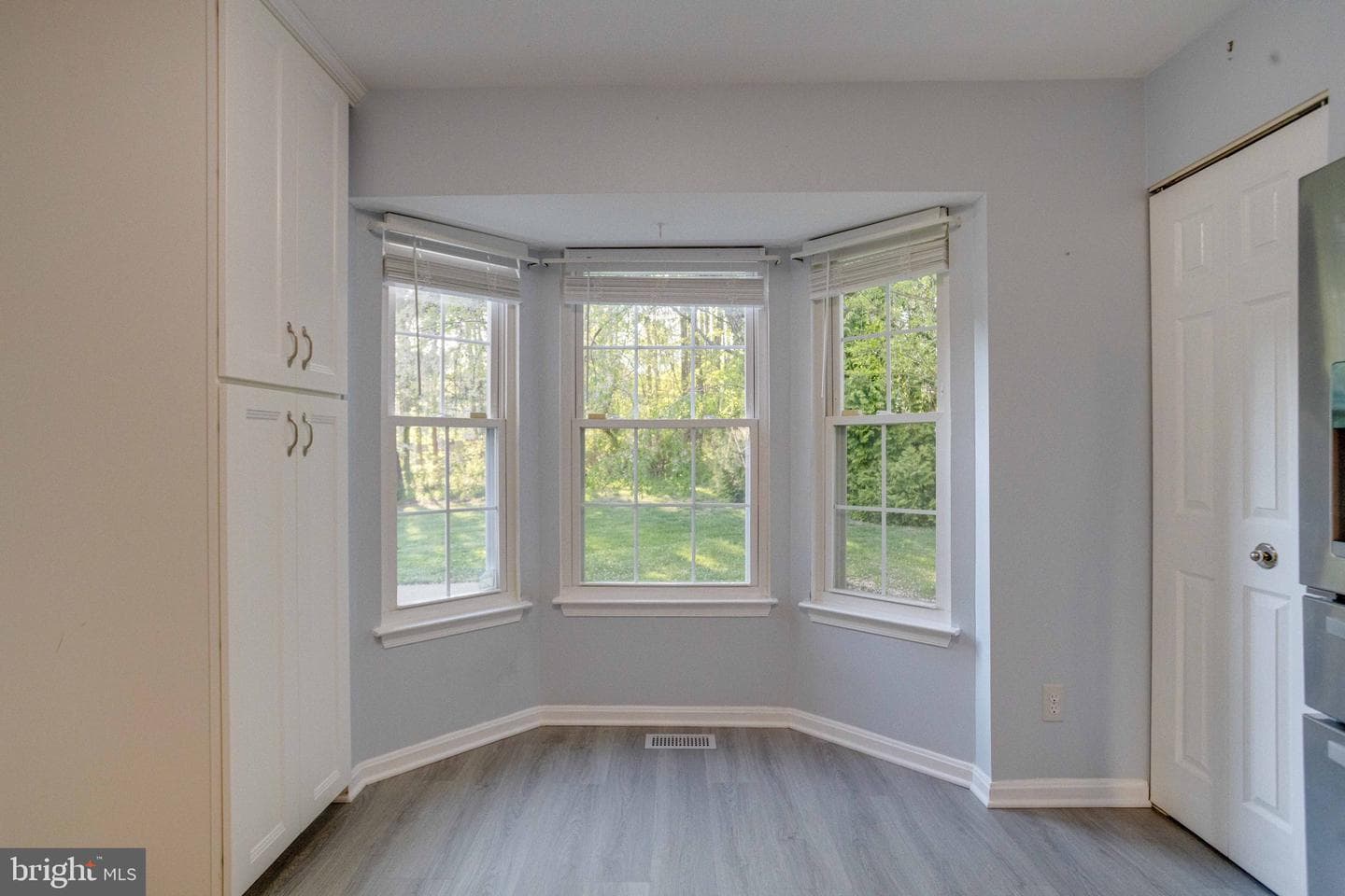 1143 Robin Hill Court photo 6