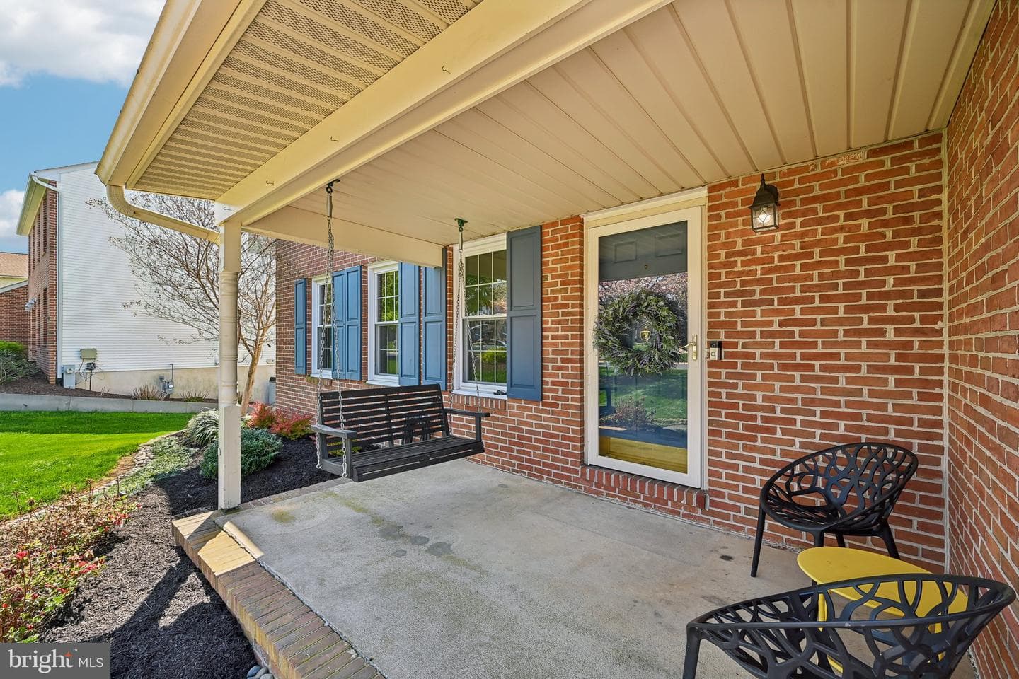 1213 Bancroft Court photo 2
