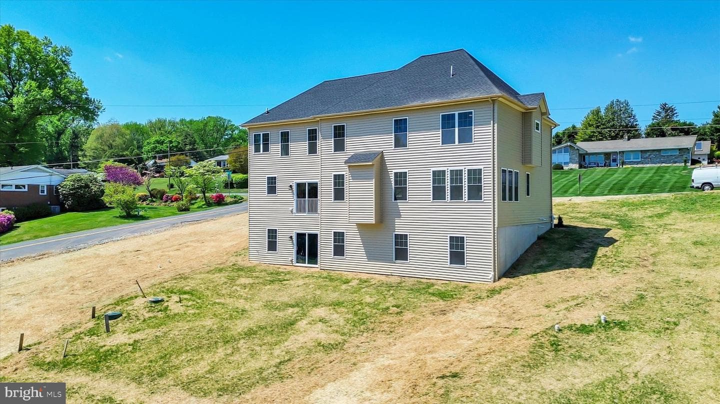 1506 Bayview Drive photo 17