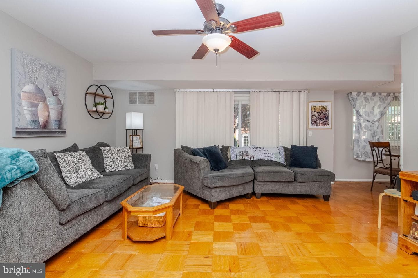 211 Crocker Drive #211-B photo 4