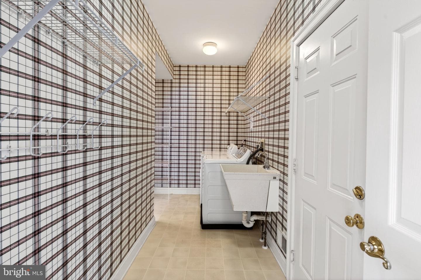 2006 Royal Fern Court photo 46
