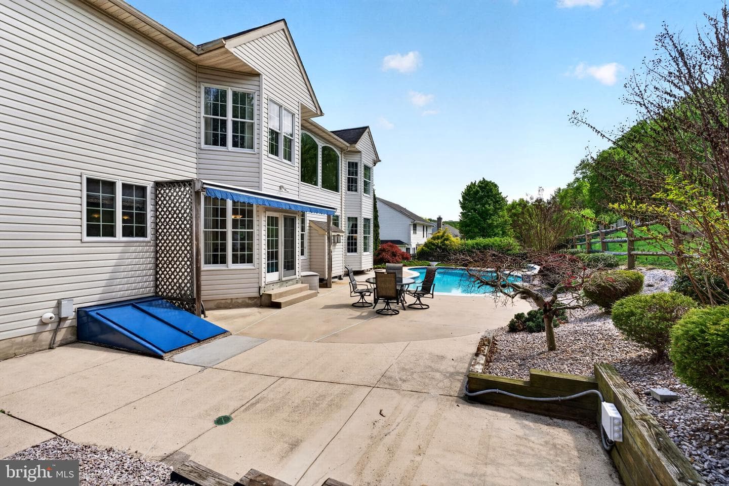 2006 Royal Fern Court photo 99