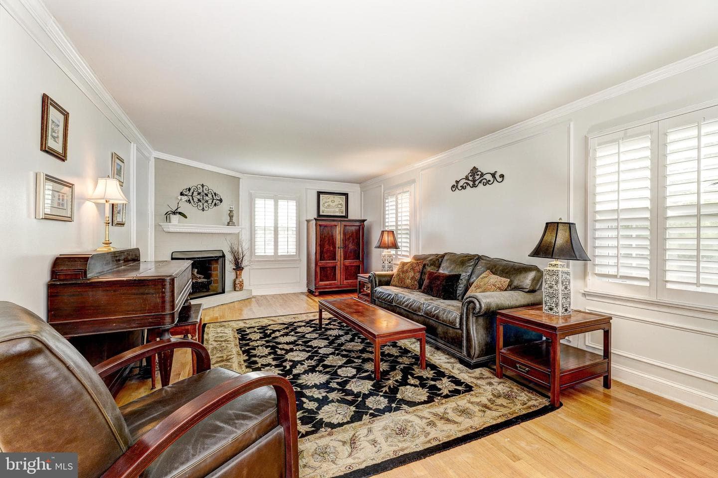 718 Bedford Road photo 12
