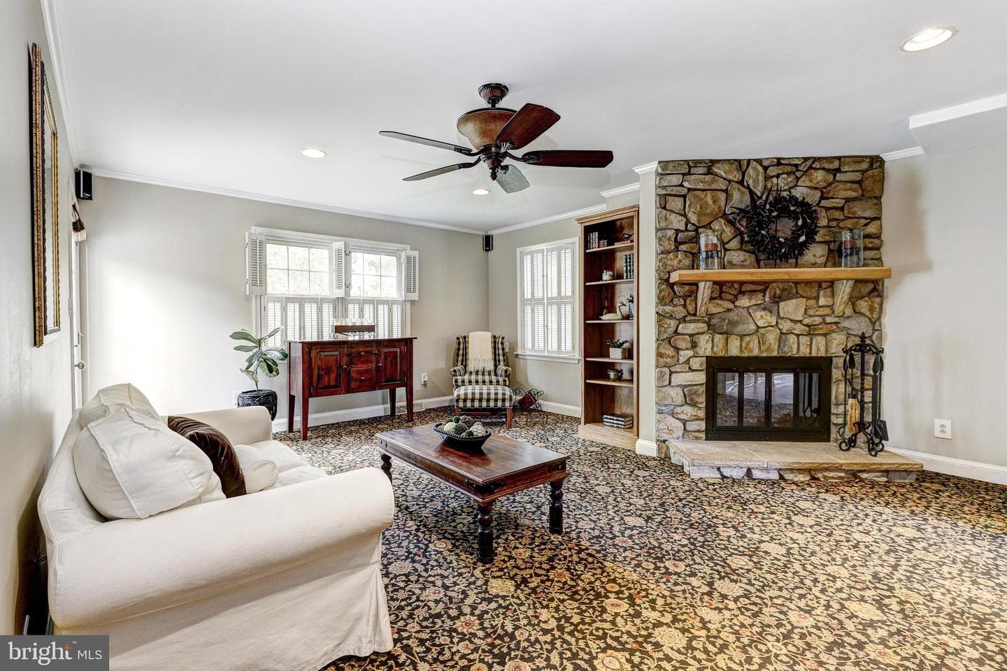 718 Bedford Road photo 16