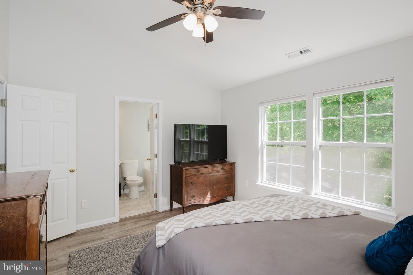124 Gracecroft Drive photo 18