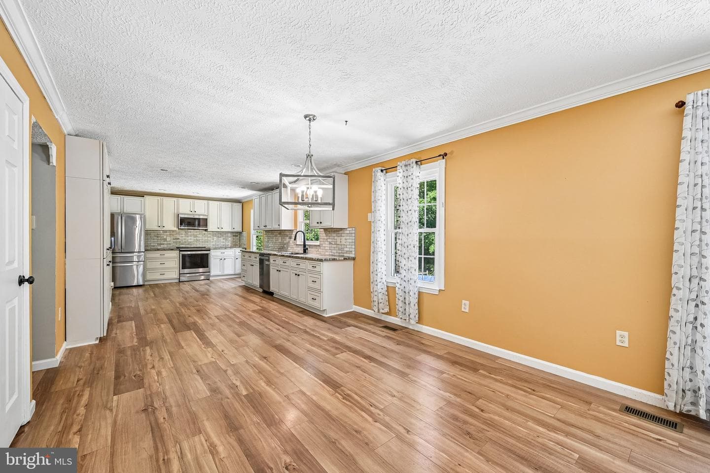 449 Grasmere Lane photo 36