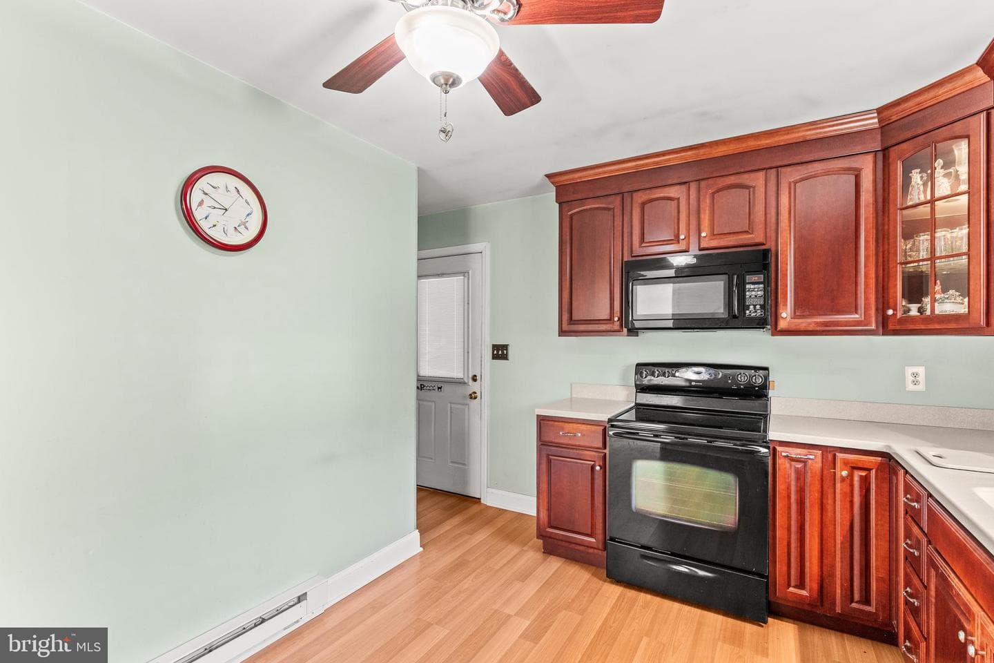 3927 Federal Hill Road photo 5