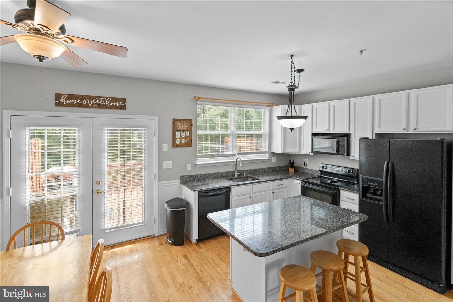 248 Golden Rain Lane photo 18