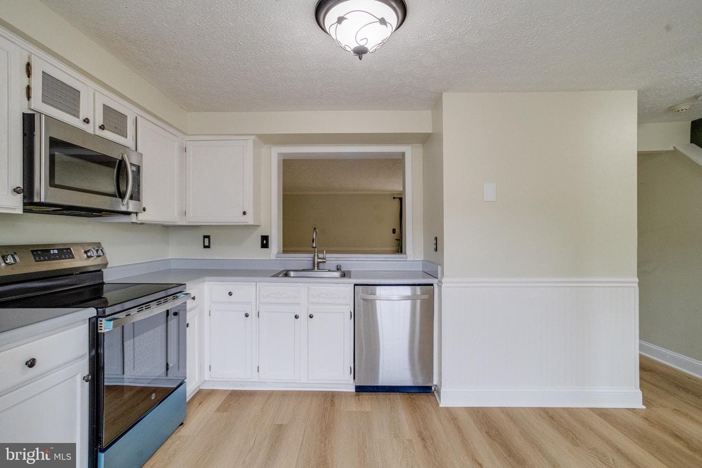 1304 Acorn Ridge Court photo 5