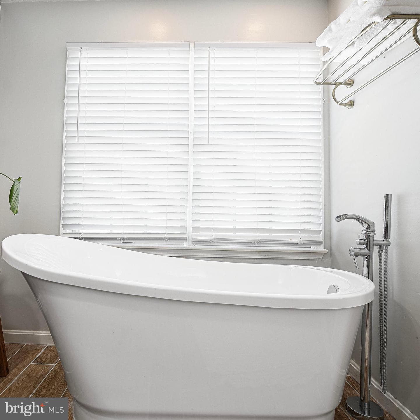 1583 Bentley Circle photo 29