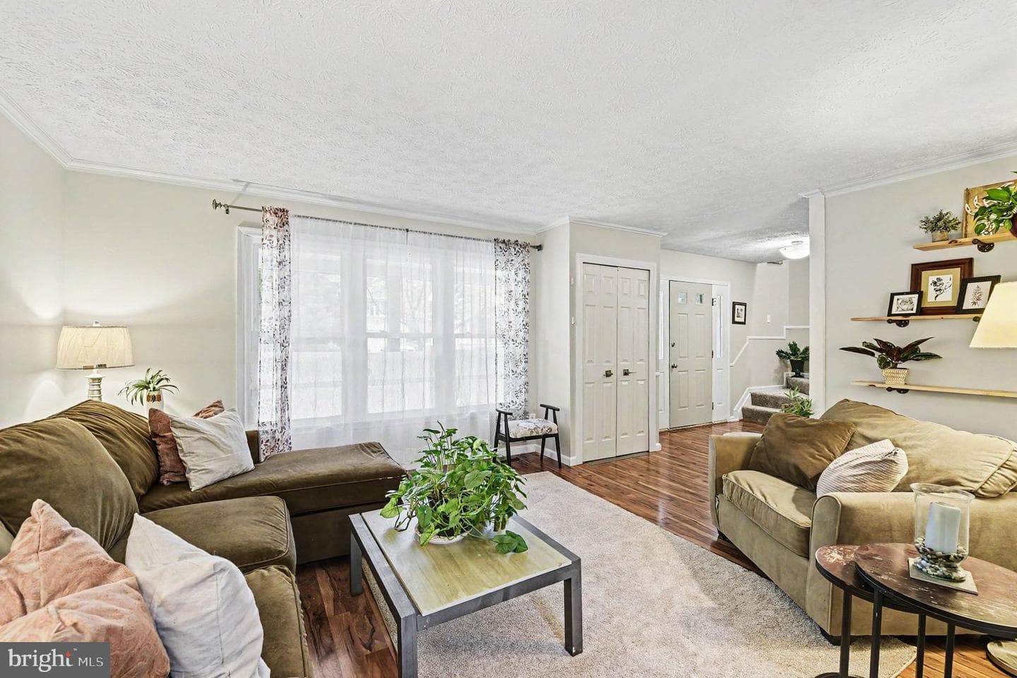 609 Helmsdale Court photo 8