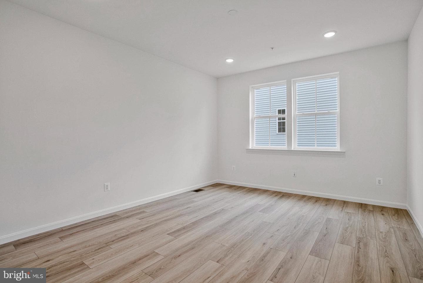 1618 Shady Tree Court photo 15
