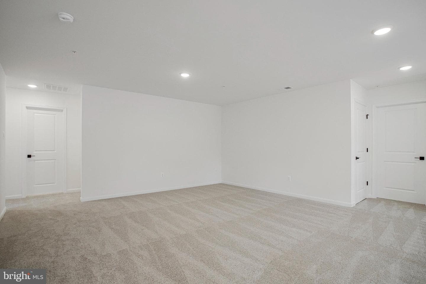 1618 Shady Tree Court photo 19