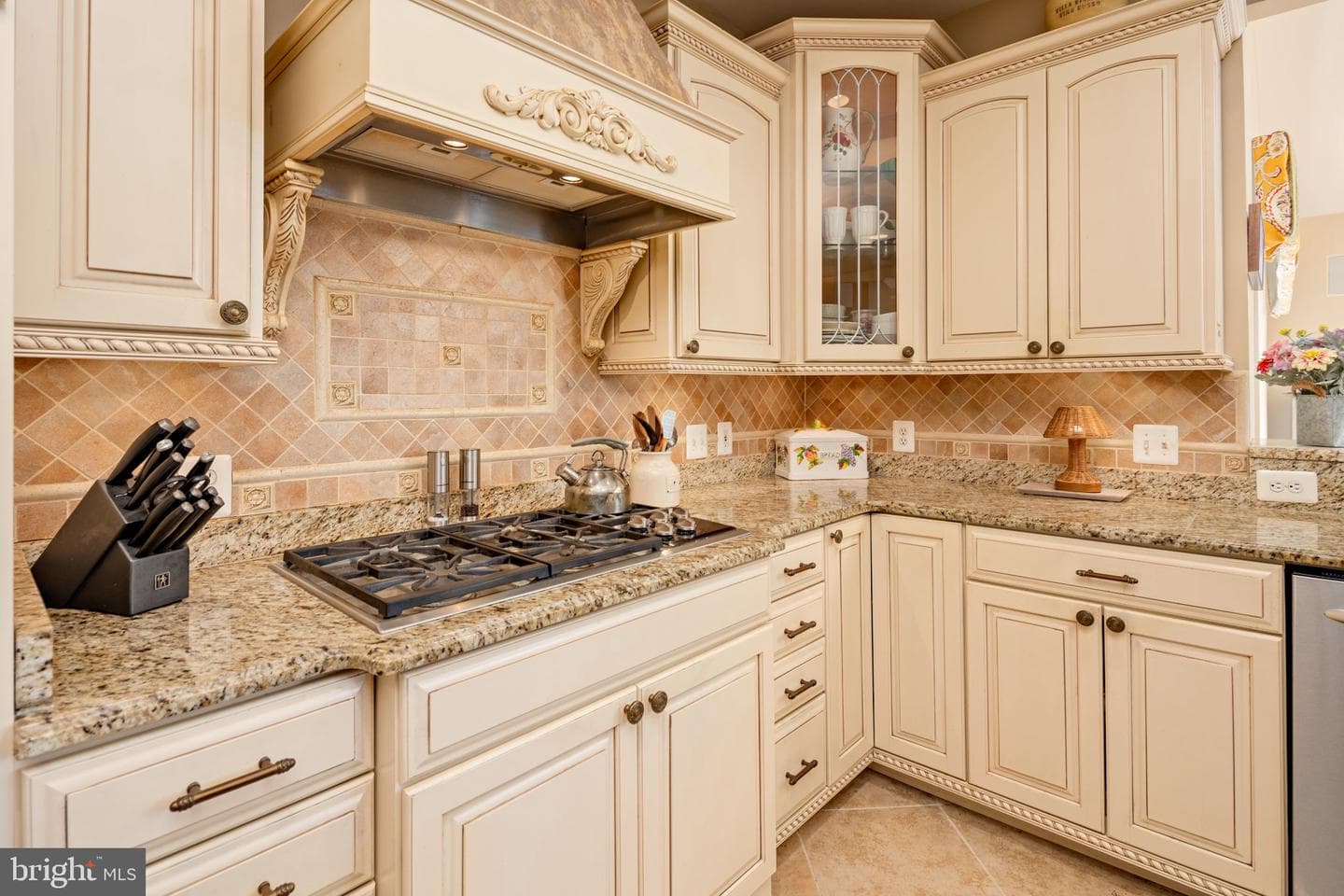 1105 Saddleback Way photo 23