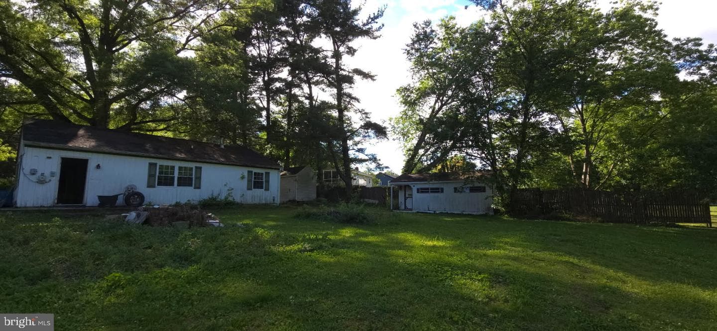 337 N Earlton Road photo 20