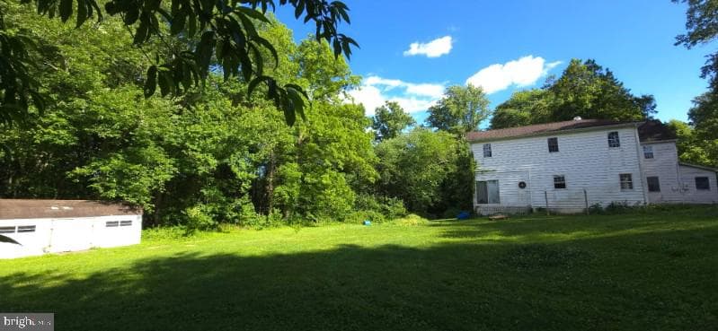 337 N Earlton Road photo 21