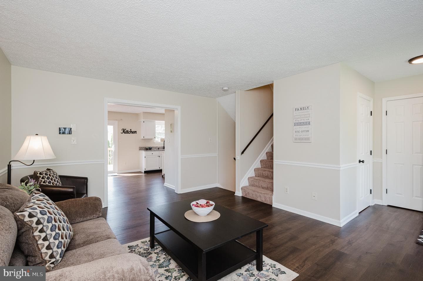 1245 Athens Court photo 11