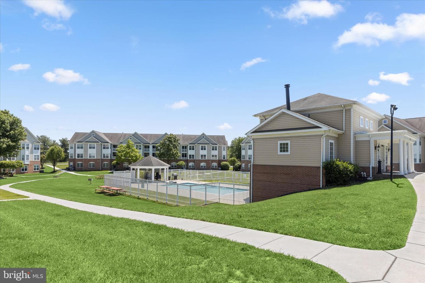 102 Bayland Drive #102-16 photo 38