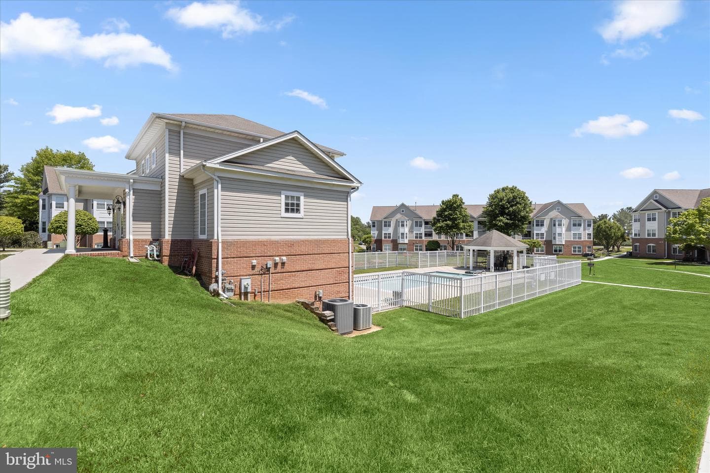 102 Bayland Drive #102-16 photo 39