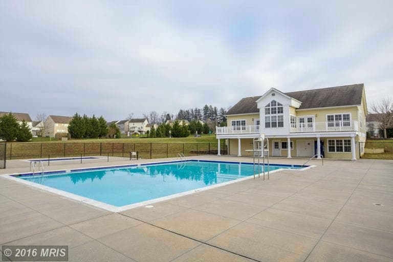 305 Tiree Ct # 201 photo 27