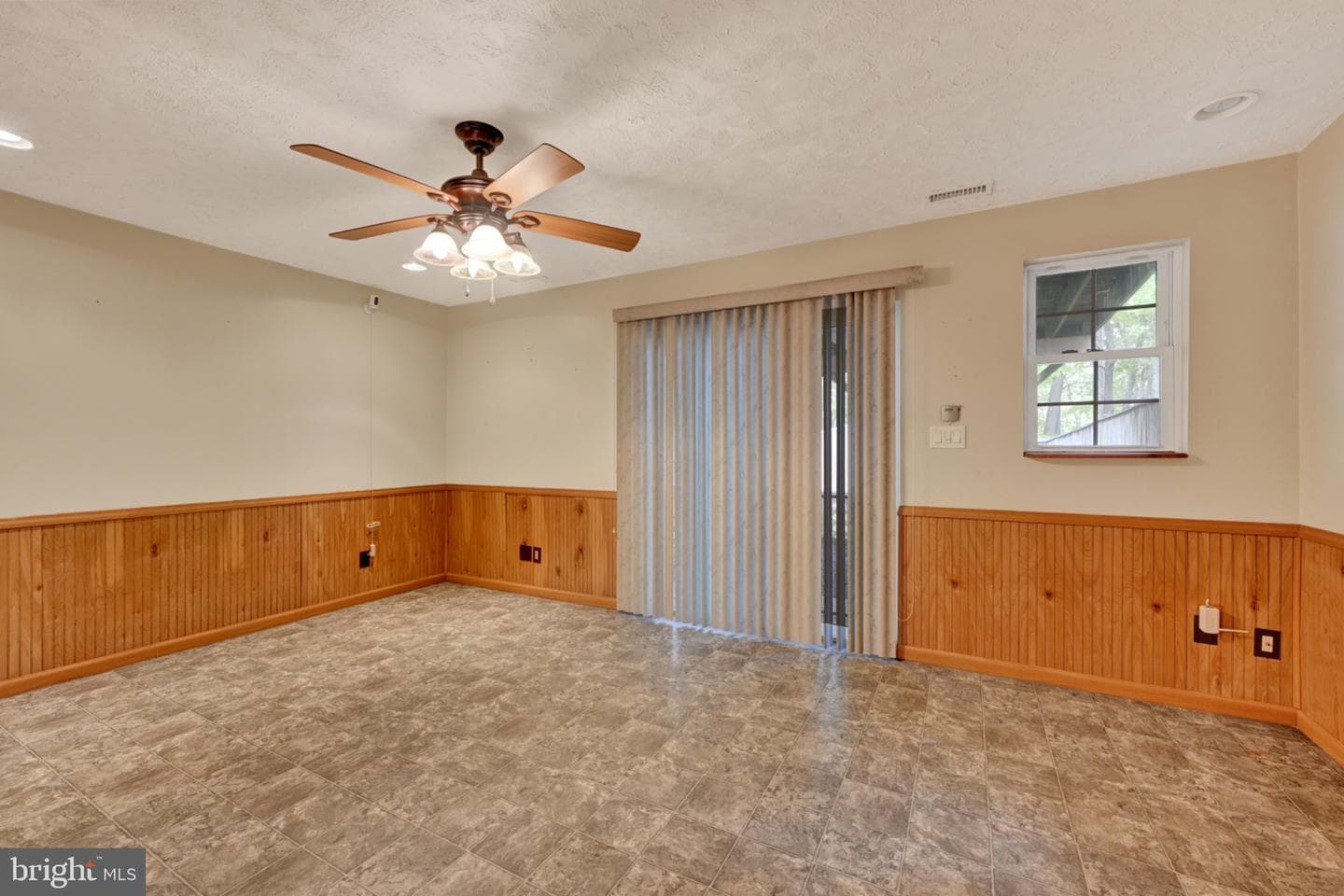3955 Bush Court photo 15