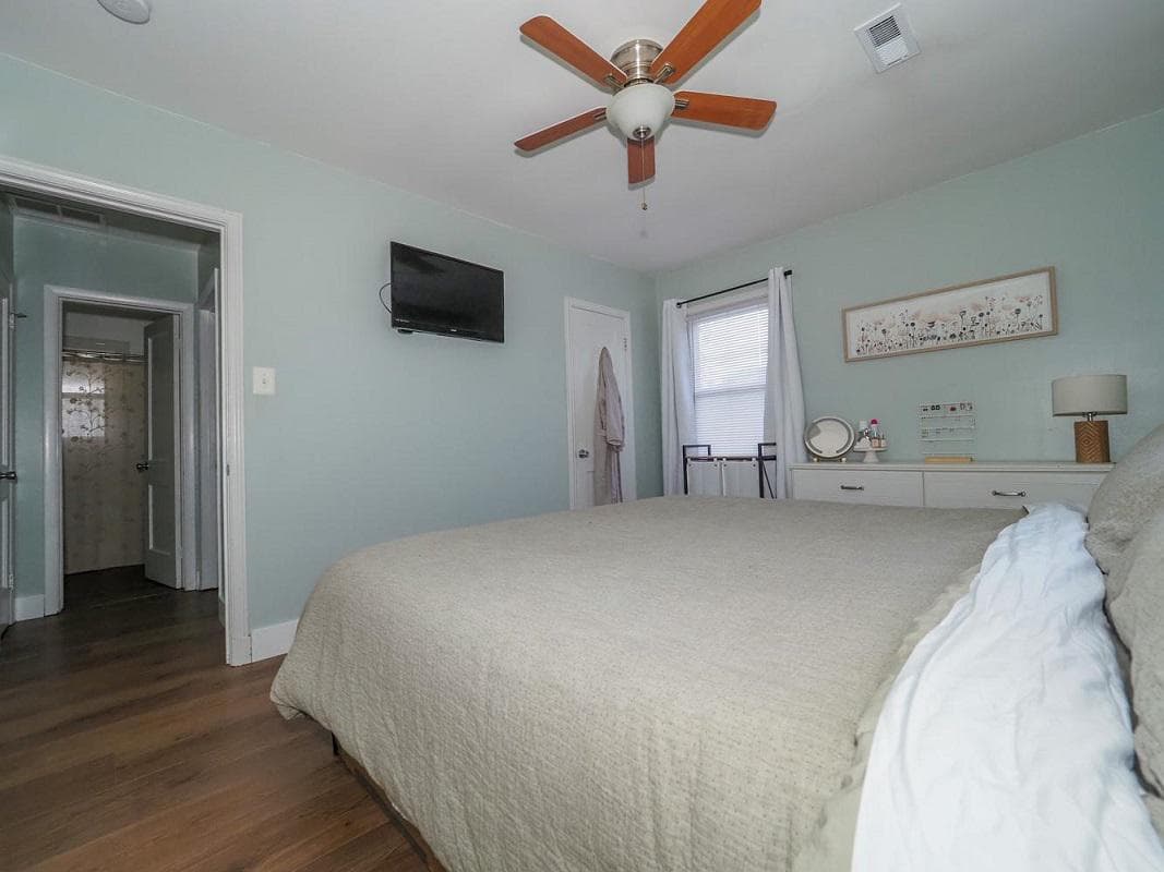 50 Mitchell Avenue photo 10