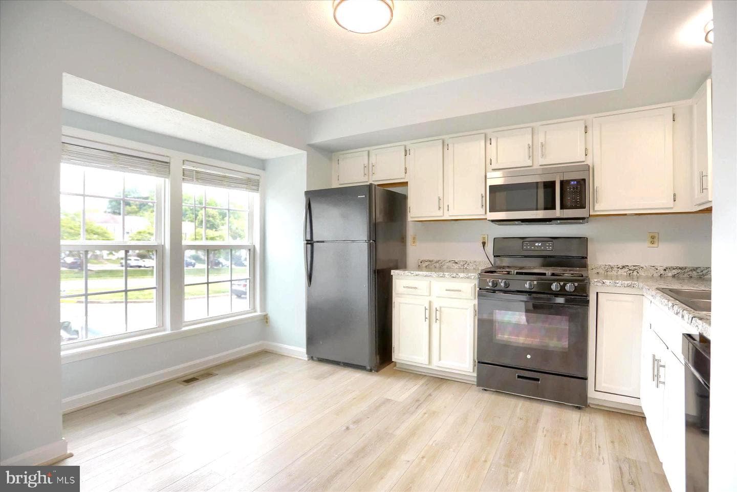 506 Hemler Court photo 8