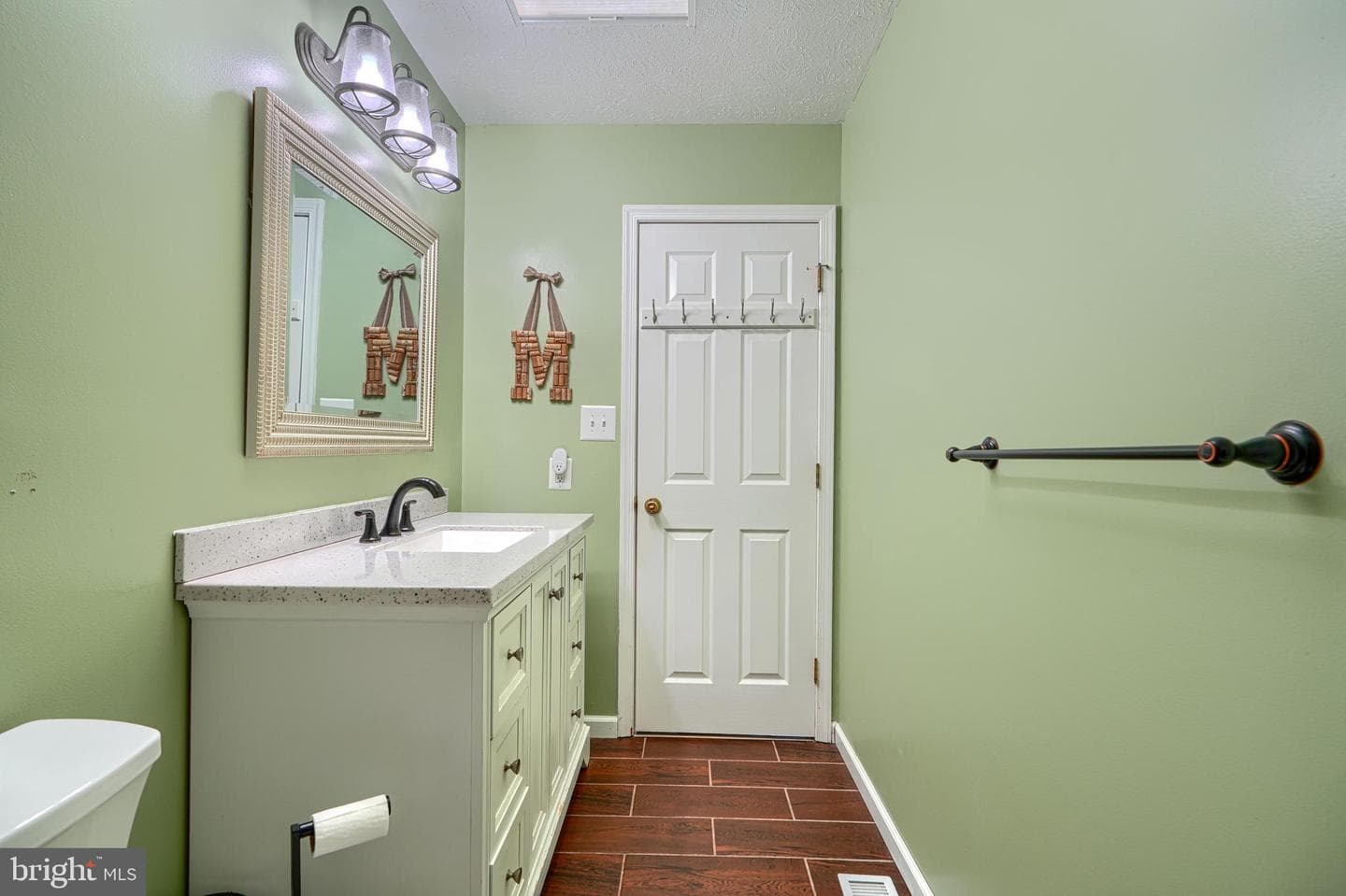 503 Old Stone Place photo 21