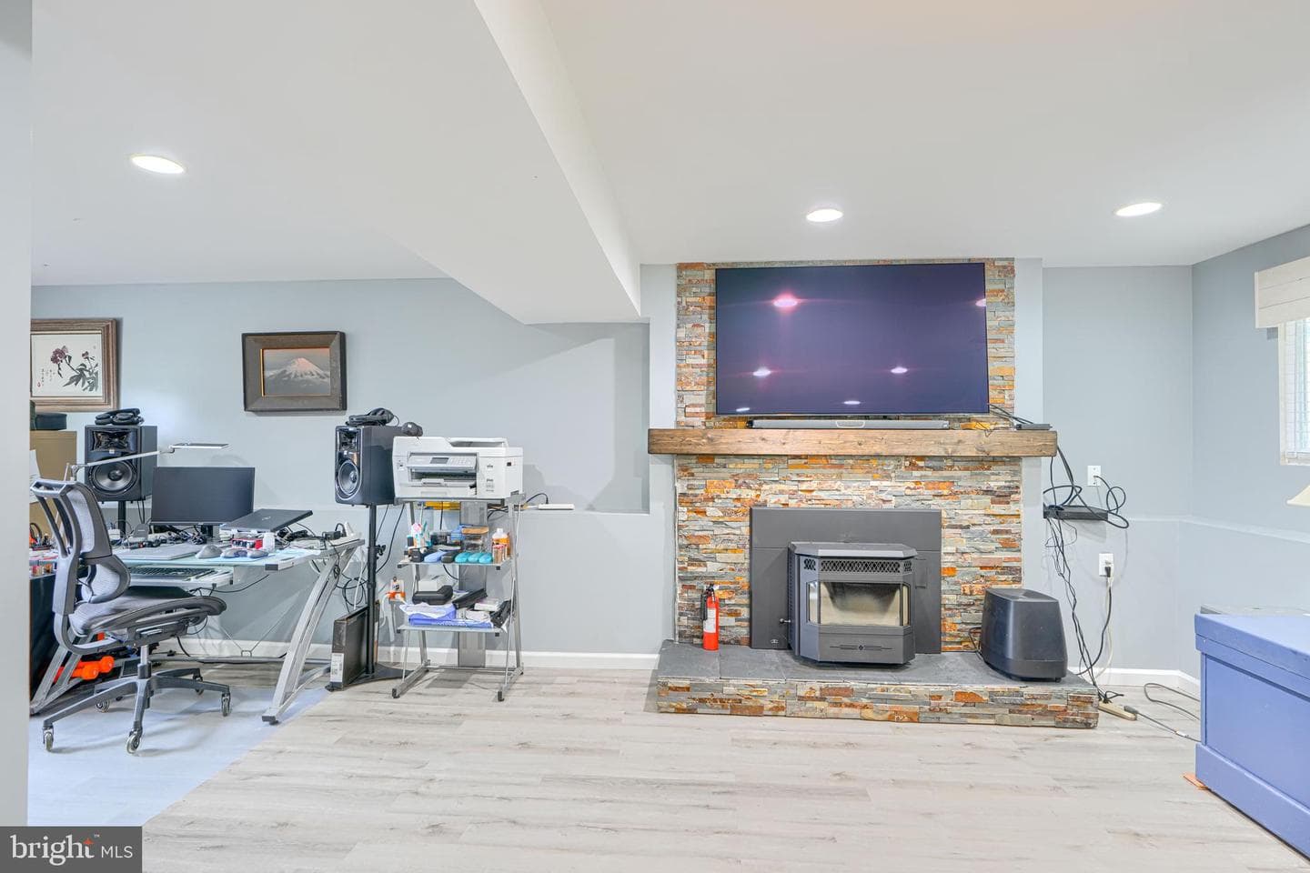 924 Edmund Street photo 25