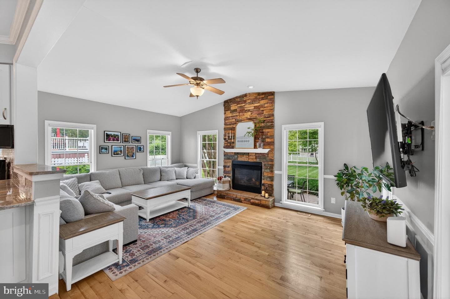 805 Martin Road photo 19