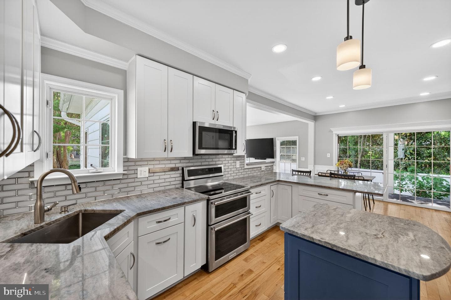 805 Martin Road photo 8