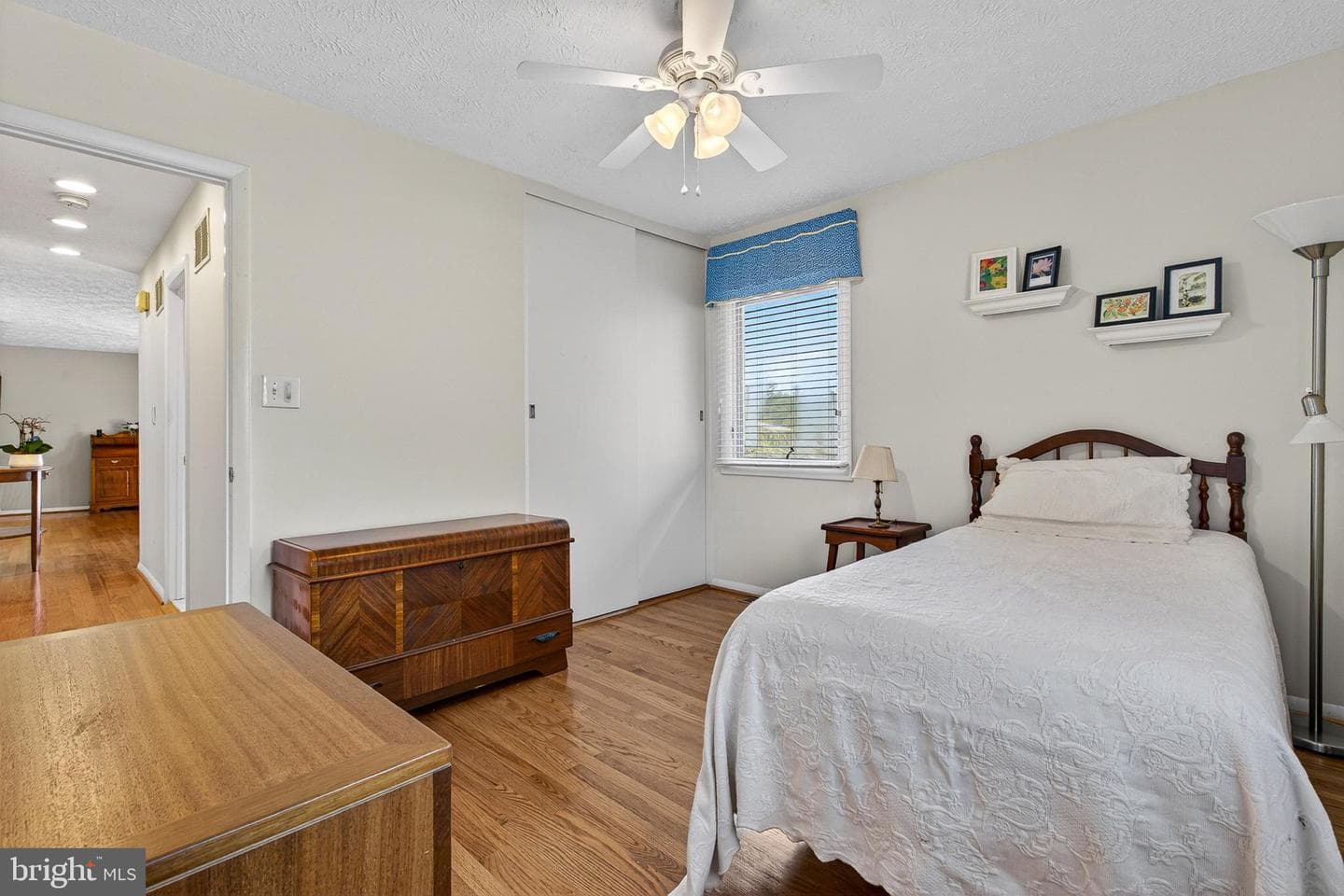 112 W Heather Road photo 25