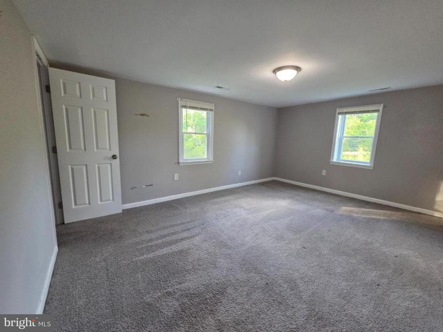 1533 Mitchell Lane photo 15