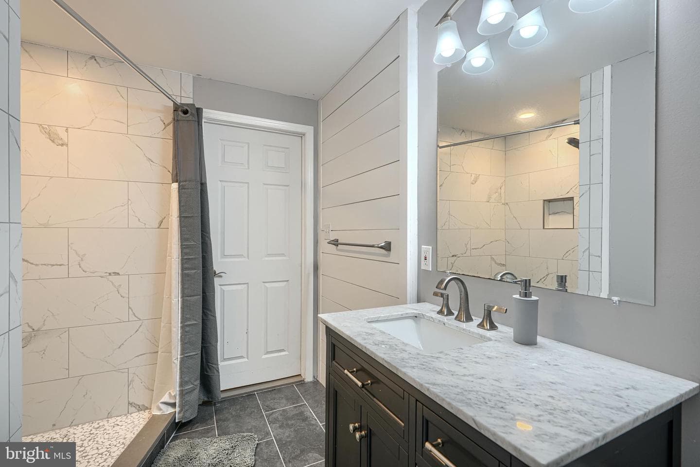 631 Nanticoke Court photo 30