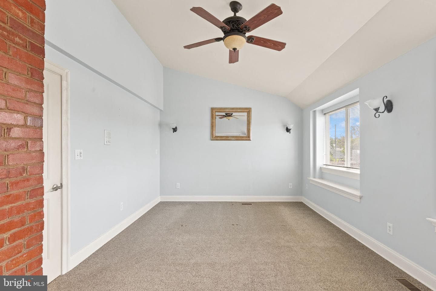 726 Green Street photo 22