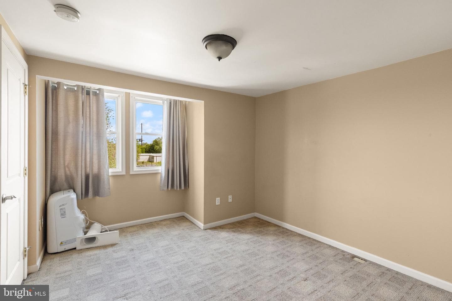 726 Green Street photo 34