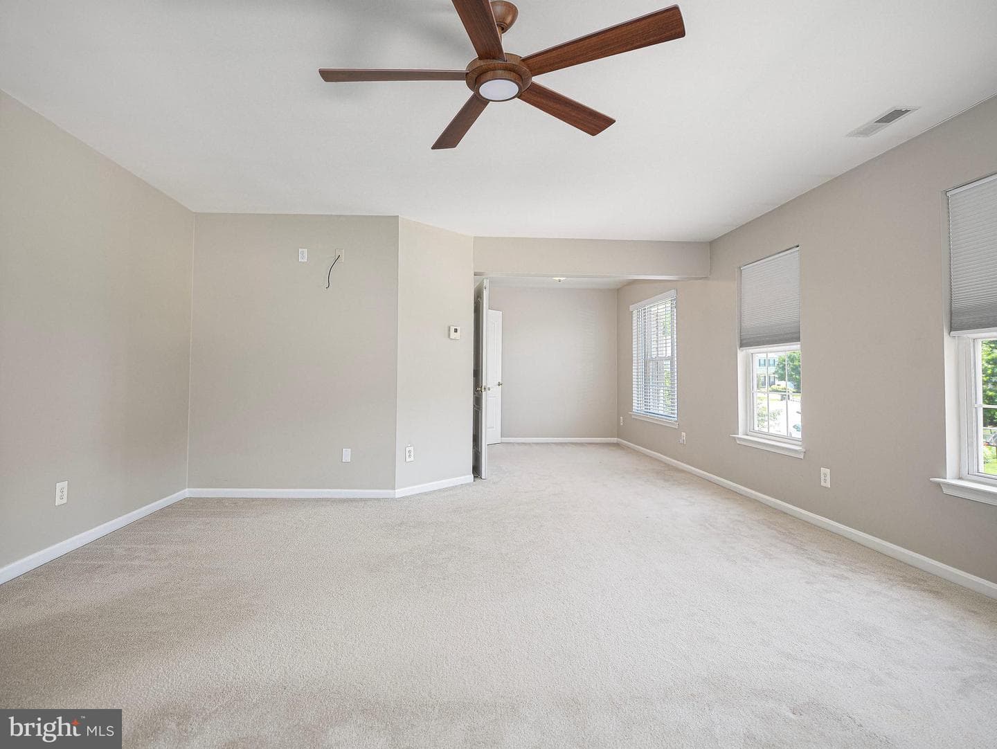436 Clydebank Drive photo 23