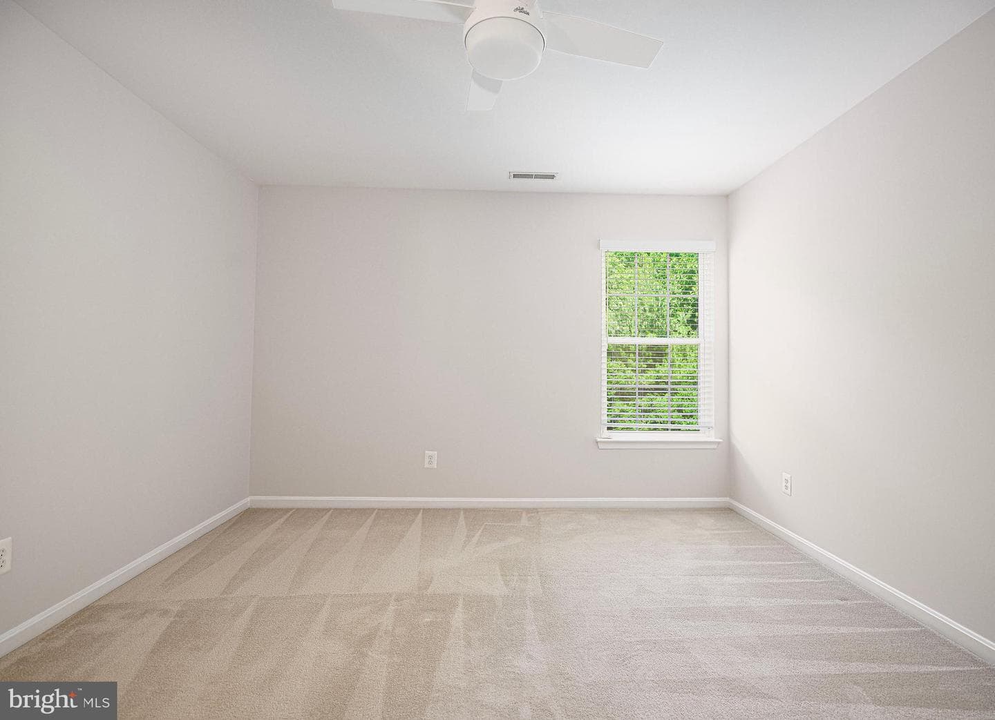 436 Clydebank Drive photo 33
