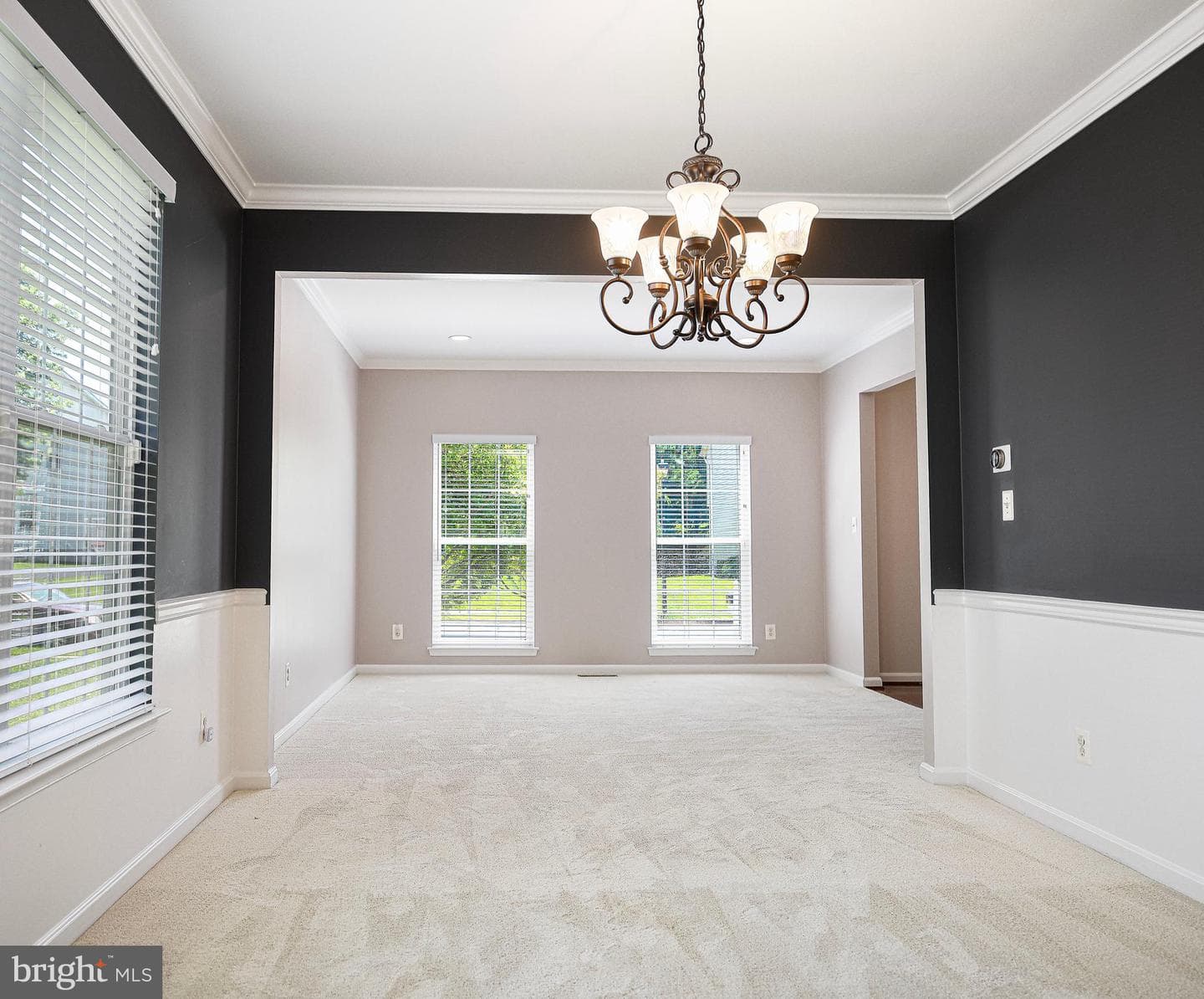 436 Clydebank Drive photo 6