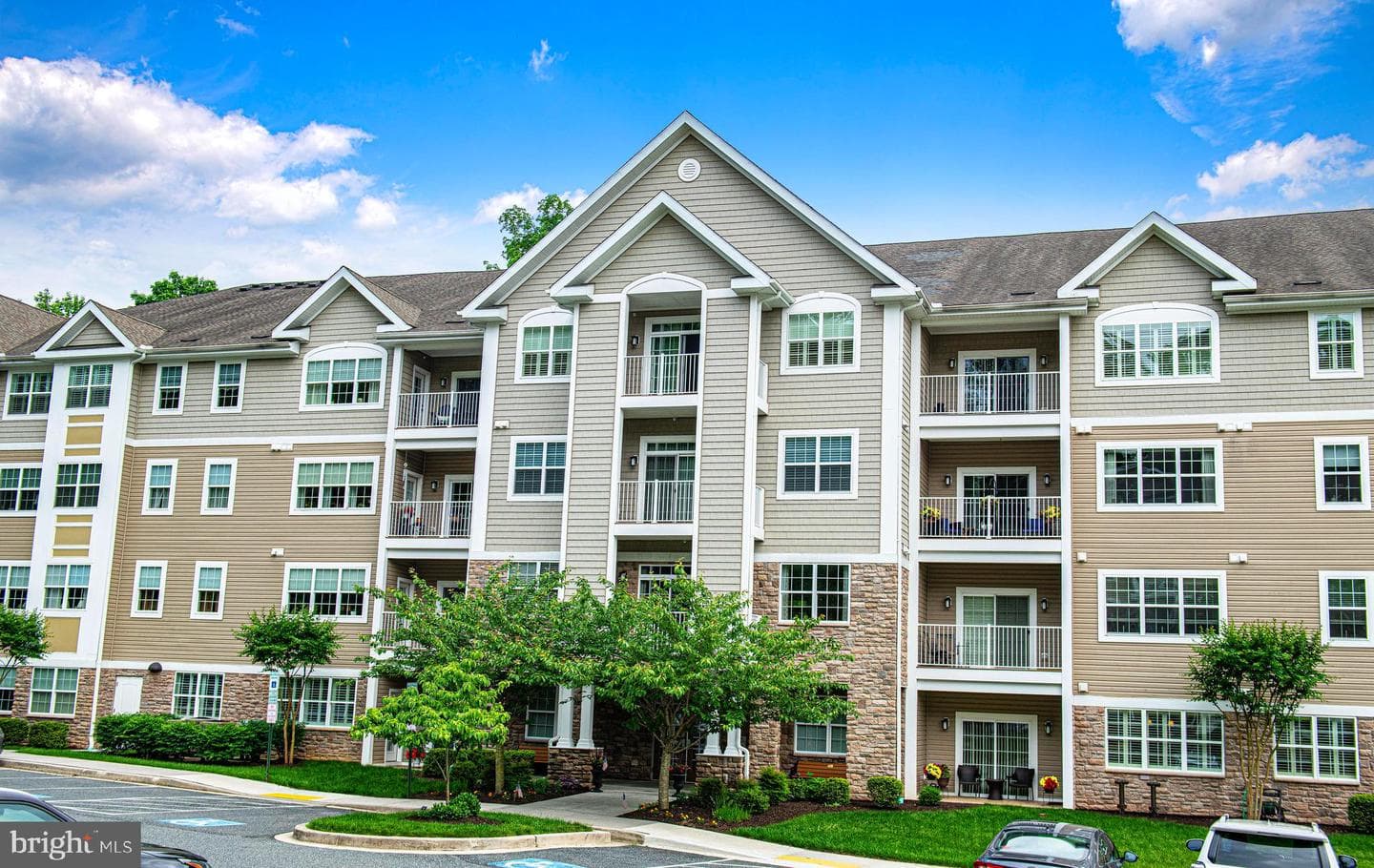 901 Macphail Woods Crossing #4b photo 2